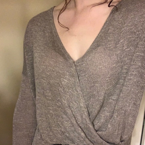 A&F knit top - Picture 2 of 2
